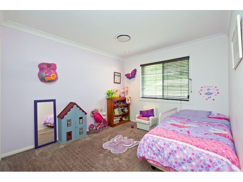 8 Village Drive, Mount Cotton QLD 4165