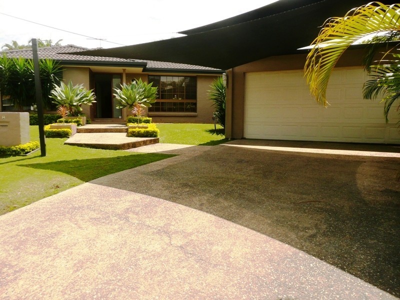 2 St Georges Court, Victoria Point QLD 4165