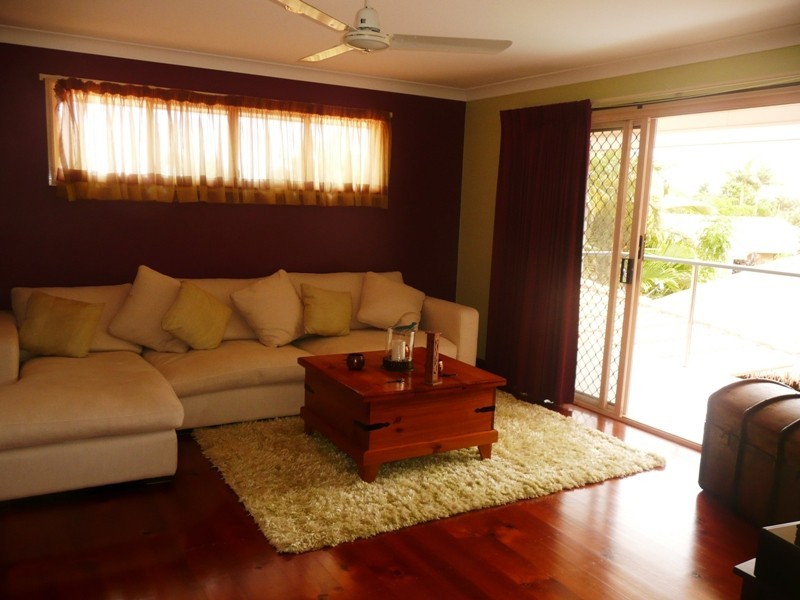 1 Peggy Place, Victoria Point QLD 4165