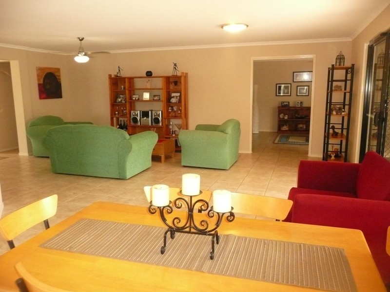 8 Conley Avenue, Thornlands QLD 4164