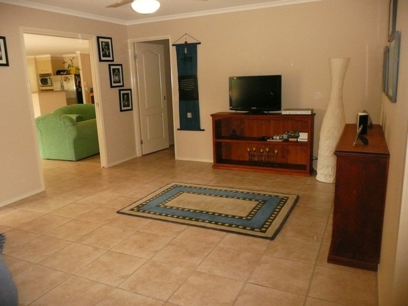 8 Conley Avenue, Thornlands QLD 4164