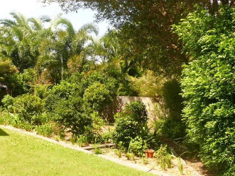 11 Gleneagles Court, Redland Bay QLD 4165