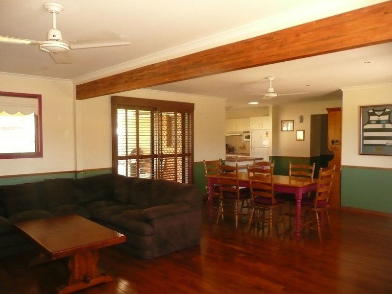 18 Killarney Crescent, Capalaba QLD 4157