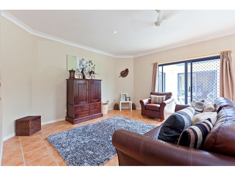 13 St Clair Court, Redland Bay QLD 4165