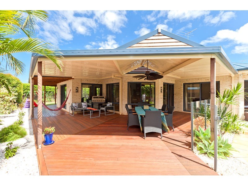 13 St Clair Court, Redland Bay QLD 4165