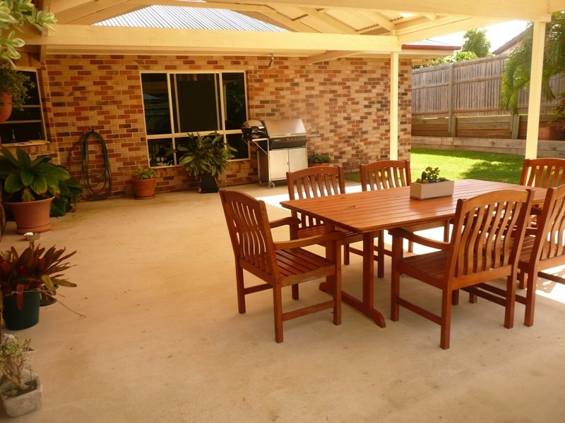 5 Twinspur Court, Victoria Point QLD 4165