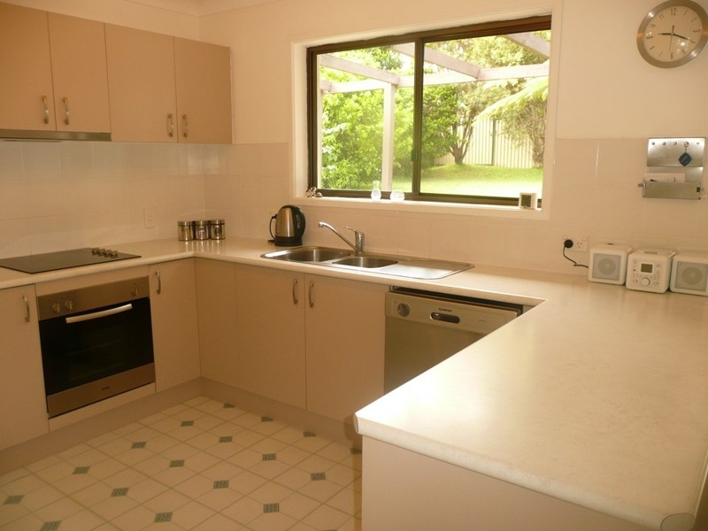 39 Sycamore Parade, Victoria Point QLD 4165