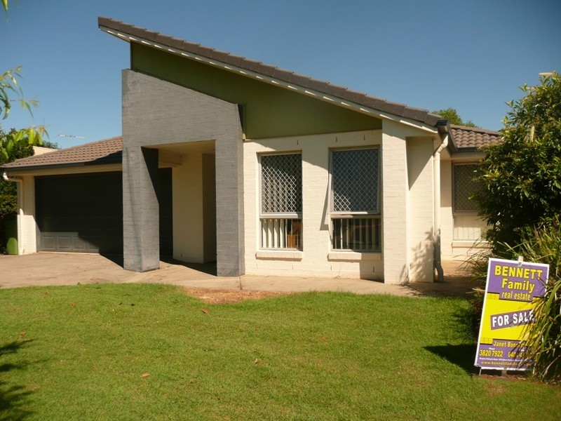 5 Shaw place, Redland Bay QLD 4165