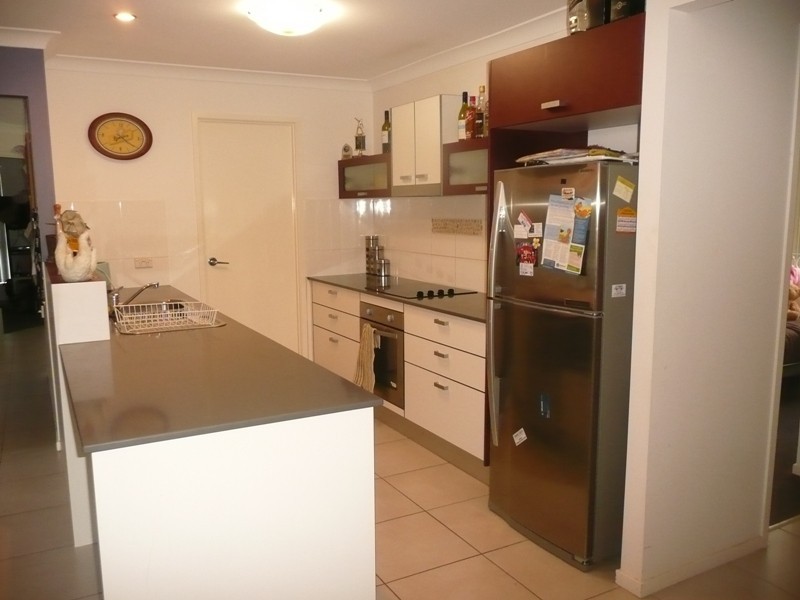 5 Shaw place, Redland Bay QLD 4165