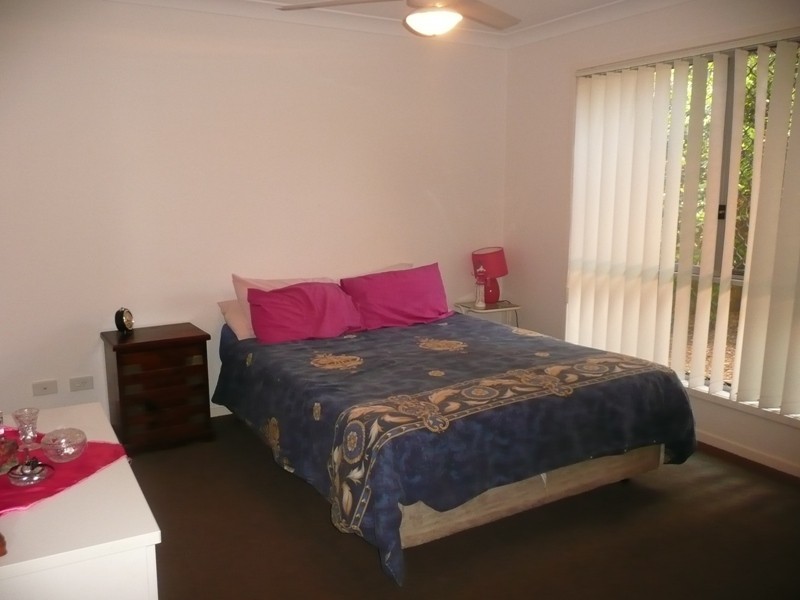 5 Shaw place, Redland Bay QLD 4165