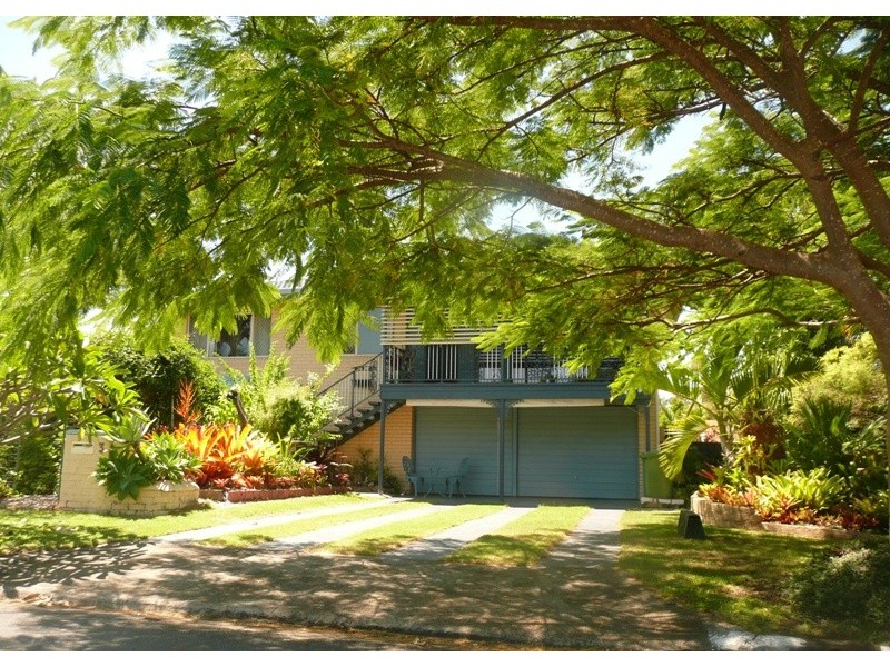 3 Beach Court, Victoria Point QLD 4165