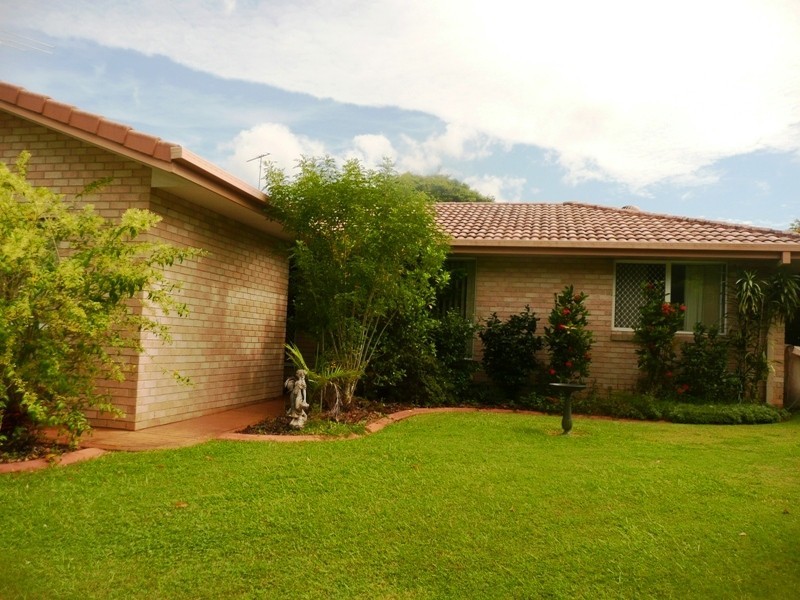 15 Buckler Court, Redland Bay QLD 4165