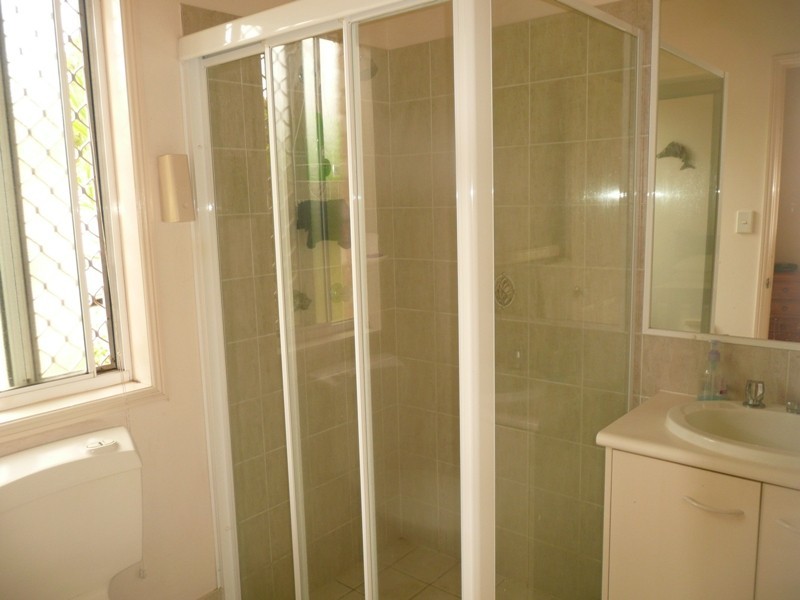 15 Buckler Court, Redland Bay QLD 4165