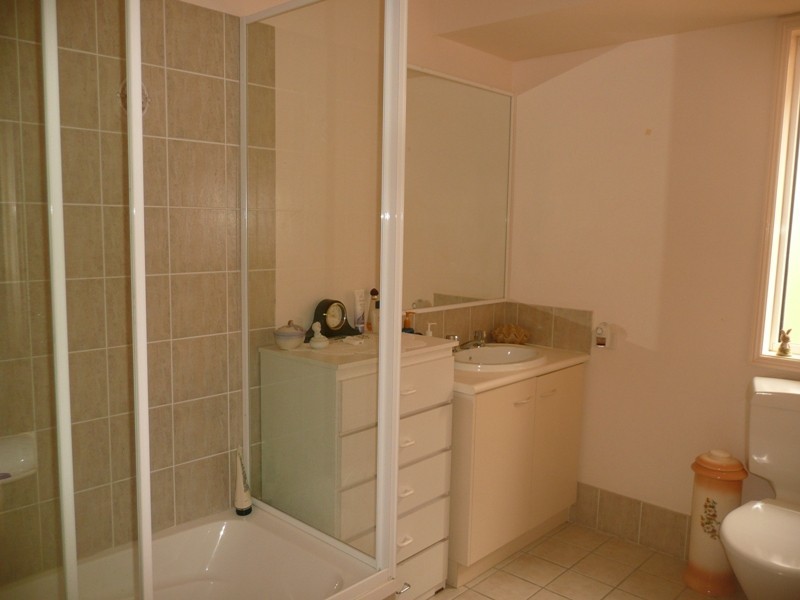 15 Buckler Court, Redland Bay QLD 4165