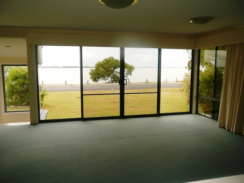 41 Thompson Esplanade, Victoria Point QLD 4165