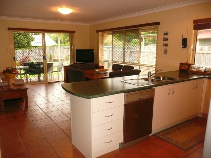 2/701 Old Cleveland Road East, Wellington Point QLD 4160