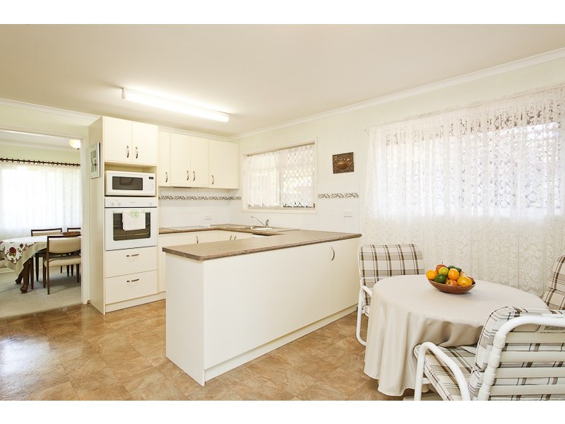 11 Magnolia Parade, Victoria Point QLD 4165