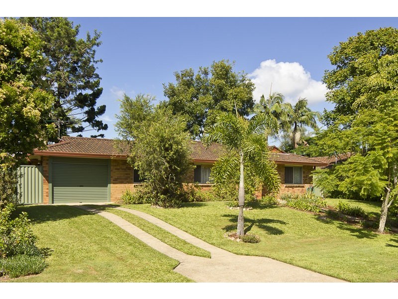 11 Magnolia Parade, Victoria Point QLD 4165