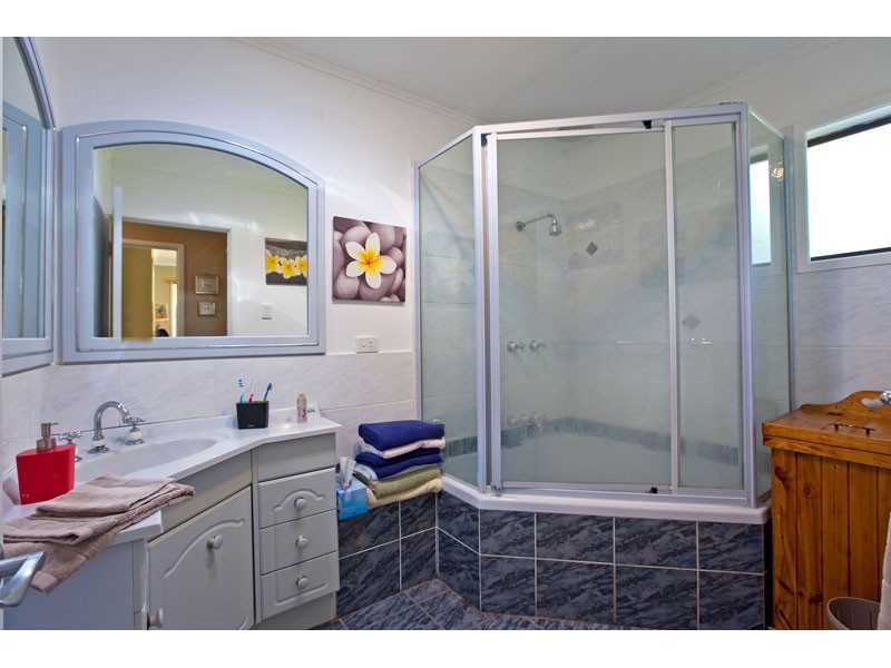 25-29 Mudlo Street, Redland Bay QLD 4165