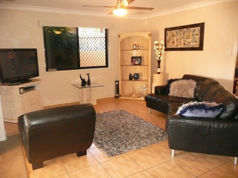 1 SERENE PLACE, Birkdale QLD 4159