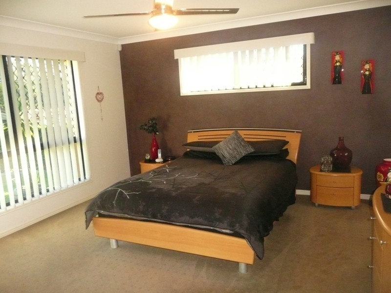 1 SERENE PLACE, Birkdale QLD 4159
