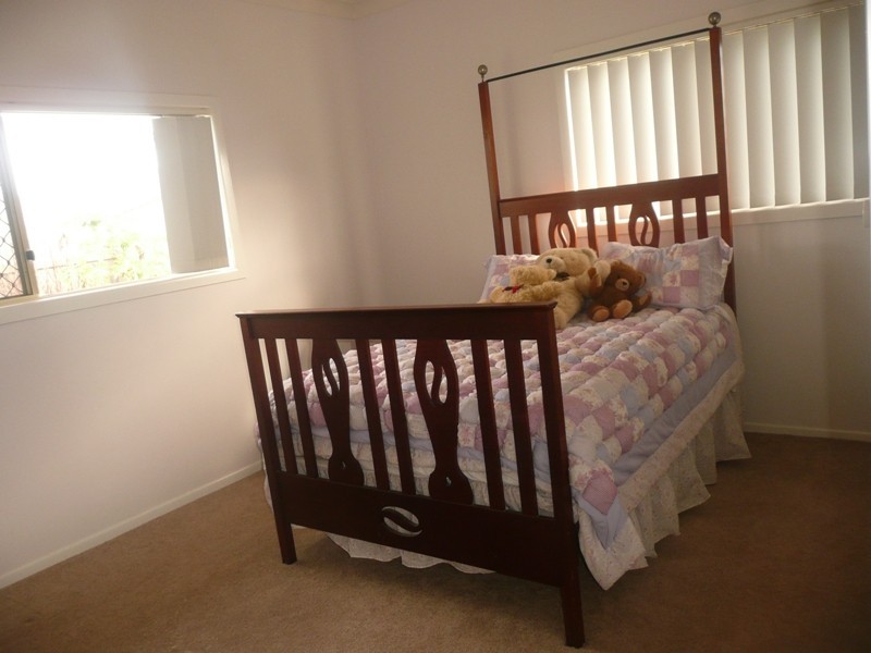 20 Summerhill Street, Victoria Point QLD 4165