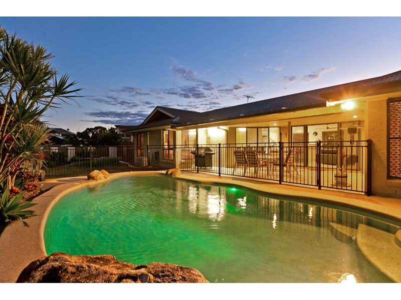 42 Morris Circuit, Thornlands QLD 4164