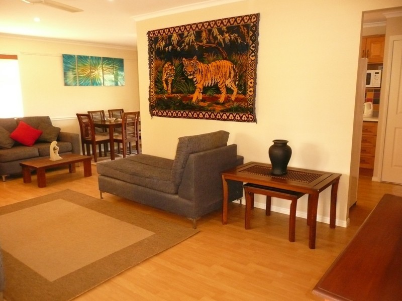 27 Mcleod Street, Cleveland QLD 4163