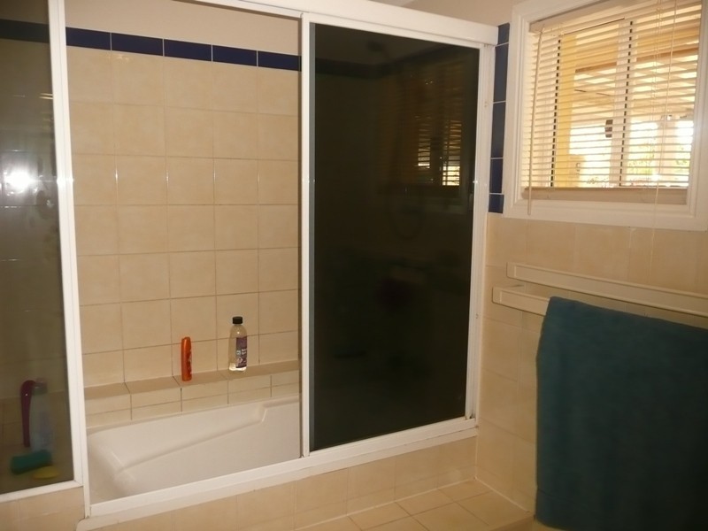 27 Mcleod Street, Cleveland QLD 4163