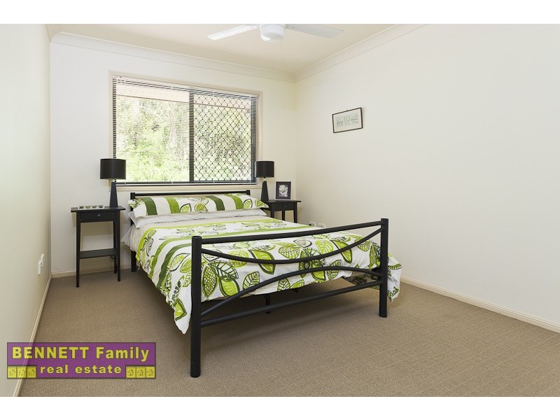 4 Pentland Close, Birkdale QLD 4159