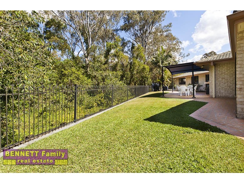 4 Pentland Close, Birkdale QLD 4159