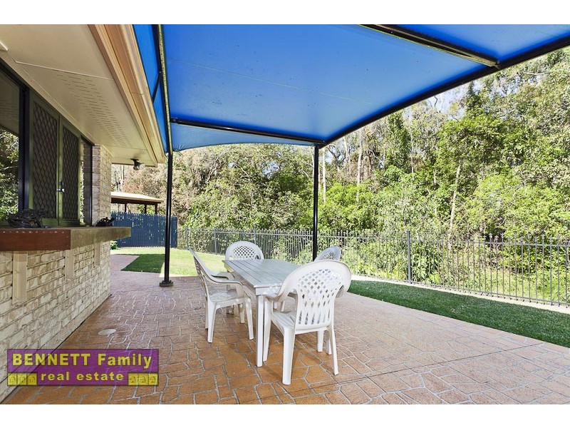 4 Pentland Close, Birkdale QLD 4159