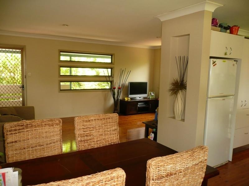 6 Manly Street, Birkdale QLD 4159