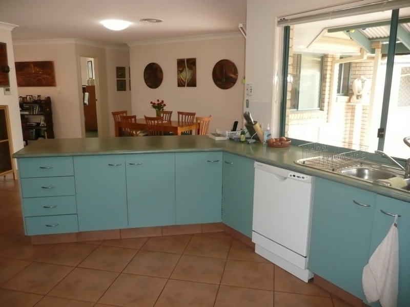 19 Newlands Street, Redland Bay QLD 4165