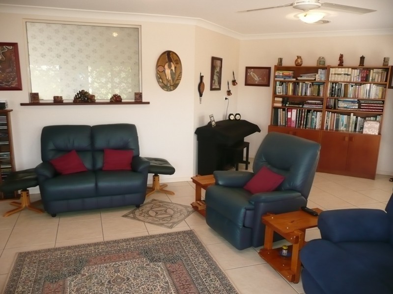 19 Newlands Street, Redland Bay QLD 4165