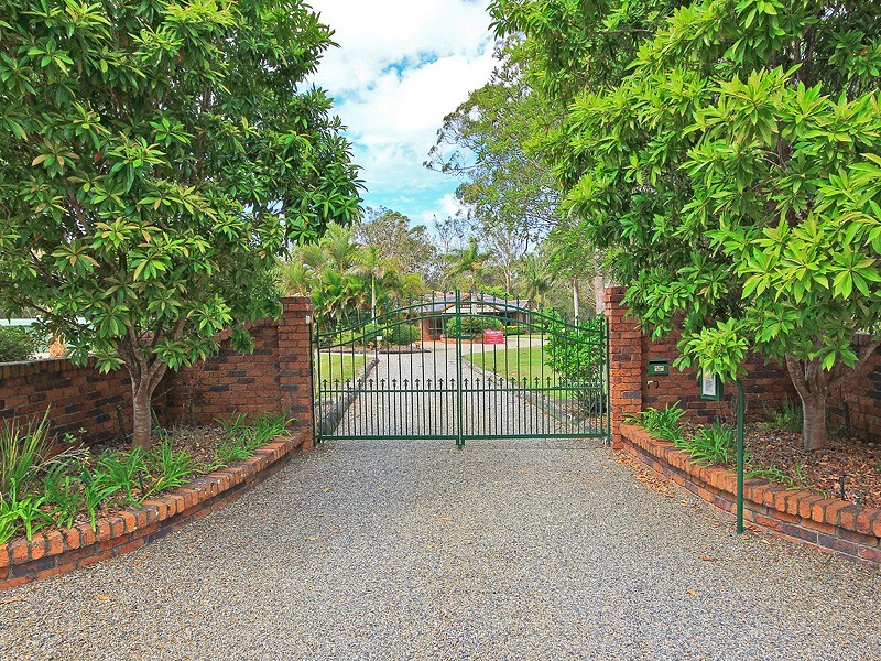 343-361 Teviot Drive, Carbrook QLD 4130