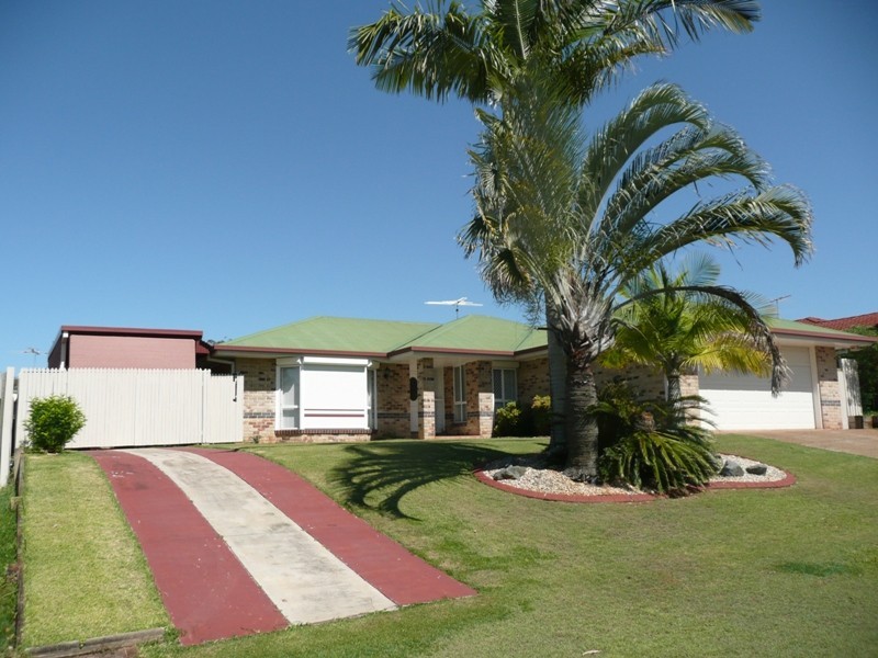 16 Montrose Place, Redland Bay QLD 4165