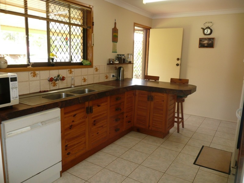 2 Octavia Street, Victoria Point QLD 4165