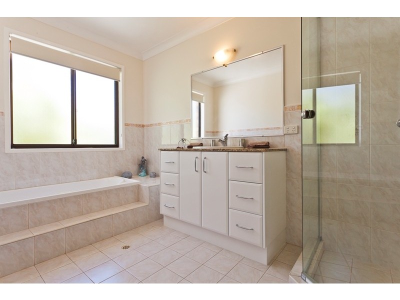 37 Adrian Street, Victoria Point QLD 4165