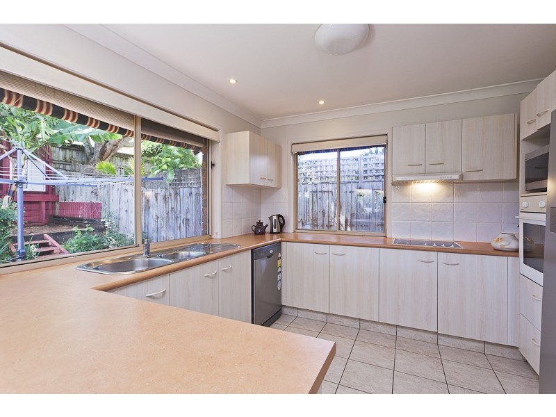 4 Westburn Court, Redland Bay QLD 4165
