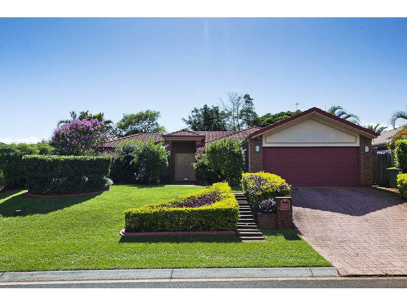 4 Westburn Court, Redland Bay QLD 4165