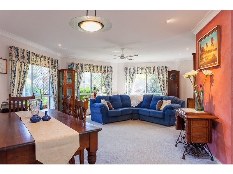 34 Robin Parade, Victoria Point QLD 4165