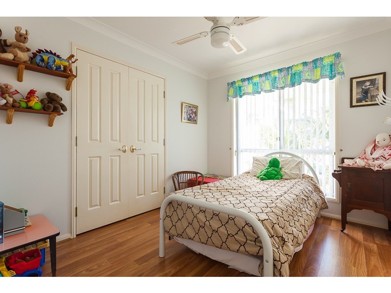 34 Robin Parade, Victoria Point QLD 4165