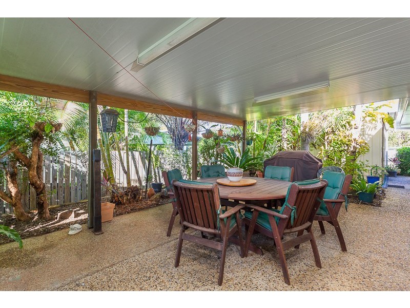34 Robin Parade, Victoria Point QLD 4165