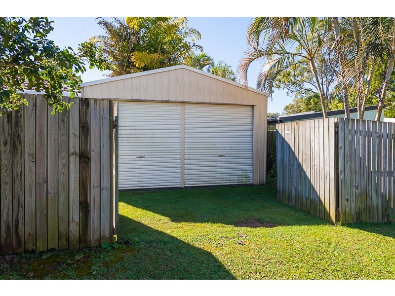 34 Robin Parade, Victoria Point QLD 4165