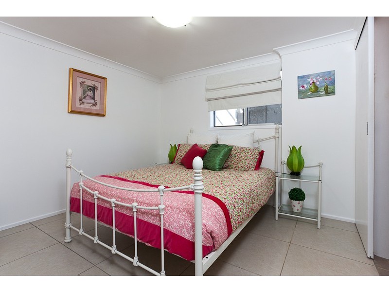 19 Yarran Street, Victoria Point QLD 4165