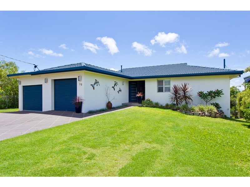 19 Yarran Street, Victoria Point QLD 4165