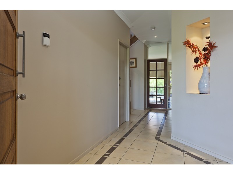 2 Jewel Place, Thornlands QLD 4164