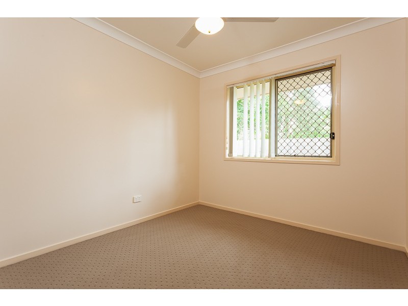 1 Jay Crescent, Redland Bay QLD 4165