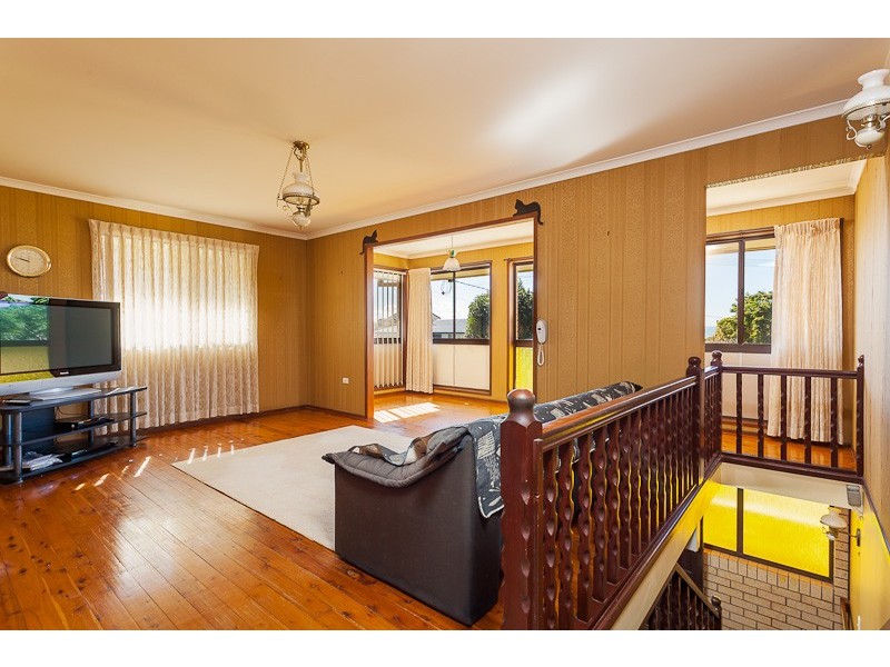 18 Yarran Street, Victoria Point QLD 4165